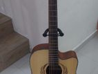 crusader accoustic box guitar