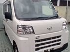 Daihatsu Hijet safety van 2023