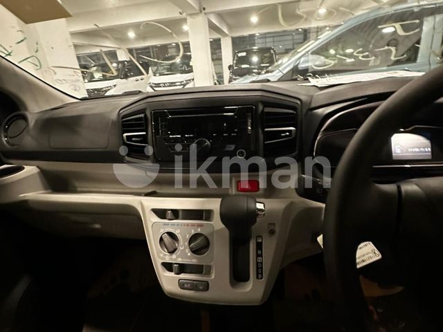 Daihatsu Mira 2024 photo 4