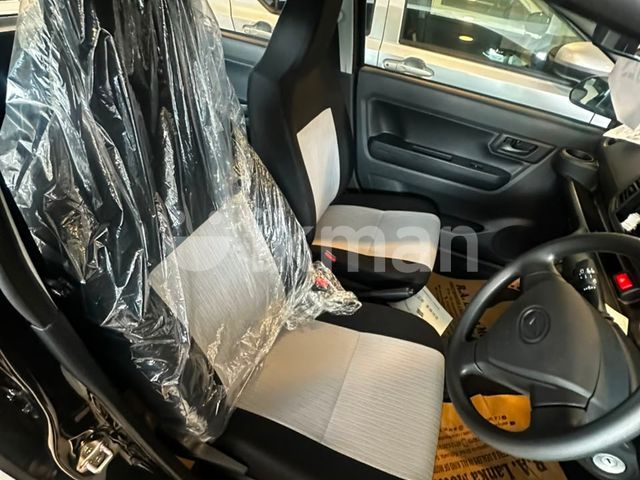 Daihatsu Mira 2025 photo 5
