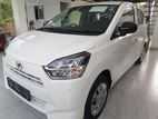 Daihatsu Mira x Grade pearl white 2024
