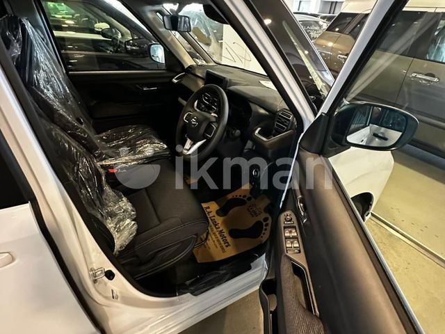 Daihatsu Move 2025 photo 3