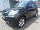 Daihatsu Terios premium 4we 2011