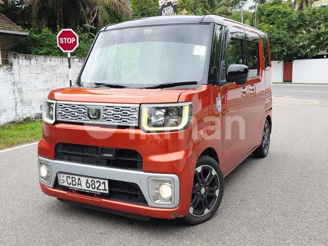 Daihatsu Wake 2015 photo 2