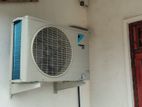 DAIKIN 12000BTU INVERTER AIR CONDITIONER