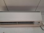 Daikin Inverter Air conditioner 9000BTU