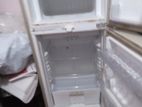 Damro Refrigerator 180L