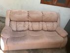Damro Sofa Set