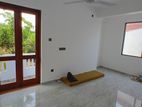 Dehiwala 03 Bedroom 1st Floor House Rent (NAS360)