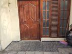 Dehiwala : 2BR (3.5P) Luxury House for sale