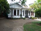 Dehiwala 40p land with old colonial house for sale
