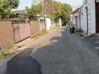 Dehiwala Kawdana 10.9 Perches Land with Single Storey House for Sale