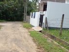 Delgoda town land for sale