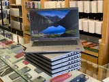 Dell i7 11th Gen 16 GB / 512 SSD