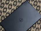 Dell Vostro 3520 Laptop