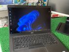 Delll latitude 5400 8 GB Ram 128 SSD with touch screen
