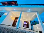 Deluxe Floor Brand New Upstairs 4 Bed Rooms House For Sale in Negombo
