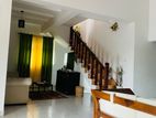 දෙමහල් නිවස විකිනිමට හොරන