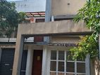 දෙමහල් නිවසක් කුලියට දීමට මාලබෙන්