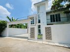 (DH1171) Brand New House with Swimming Pool for Sale in Piliyandala