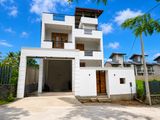 (DH1202) Newly Built Three Storey House for Sale in Kahathuduwa