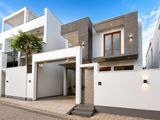 (DH1330) Brand New Two Storey House with Rooftop for Sale in Kottawa