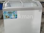 Display freezer