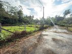 (DL847) Land for Sale in Kadawatha