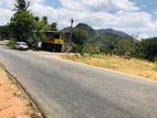 දඹුල්ල නුවර පාරෙන් සින්නක්කර බිම්කොටසක් විකිණීමට.