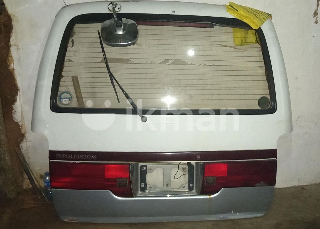 Toyota Dolphin Van Back Door for Sale in Digana ikman