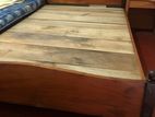 Double Bed ( 6ft x 4 ft)