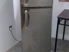 Double door refrigerator