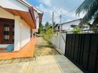 Dr 1000 Upstairs House for Rent in Kiribathgoda