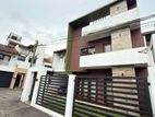 (DR1120) Furnished Modern Three Storey House for Rent in Pelawatta