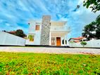 Dream Nice Garden An Upstairs 5 Bed Rooms House For Sale Negombo