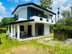 ( DS-1016) Valuable Two Storey House Sale in Athutugiriya