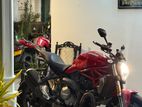 Ducati Monster 1200R 2022