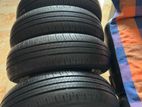Dunlop 165/65/14 Tire
