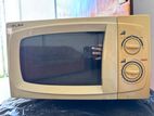 Elba Microwave Oven