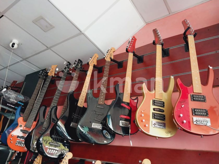 Electric Guitar Left Hand for Sale in Anuradhapura City ikman