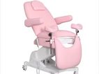 ELECTRIC GYNECOLOGICAL EXAMINING TABLE