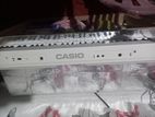 Electric organ