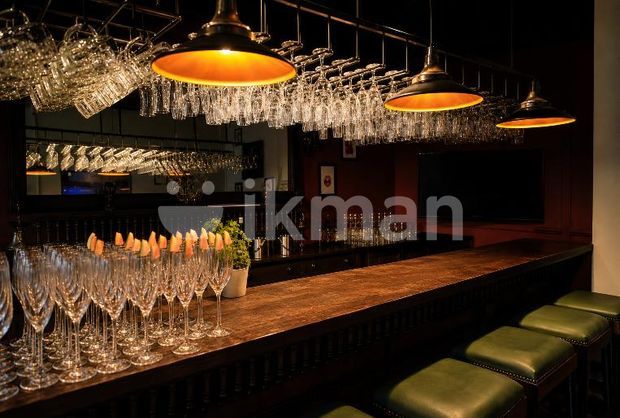 Elegant 3-Story Restaurant & Bar for Sale in Mount Lavinia (LX009), Colombo