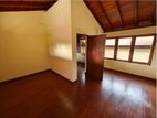 Elegant House For Rent Facing Wijerama Mawatha Colombo 07 [ 1828C ]