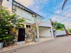 Elegant Luxury House for Sale in Thalawathugoda – Kalalgoda