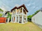 Elegant Semi-Furnished Residence in Weera Mawatha, Kalalgoda