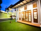 Elegantly Designed Luxury House for Sale – Bordering Colombo 05