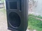 Empty speaker set