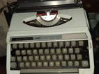 English Typewriter silver reed Japan