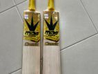 English willow cricket bat